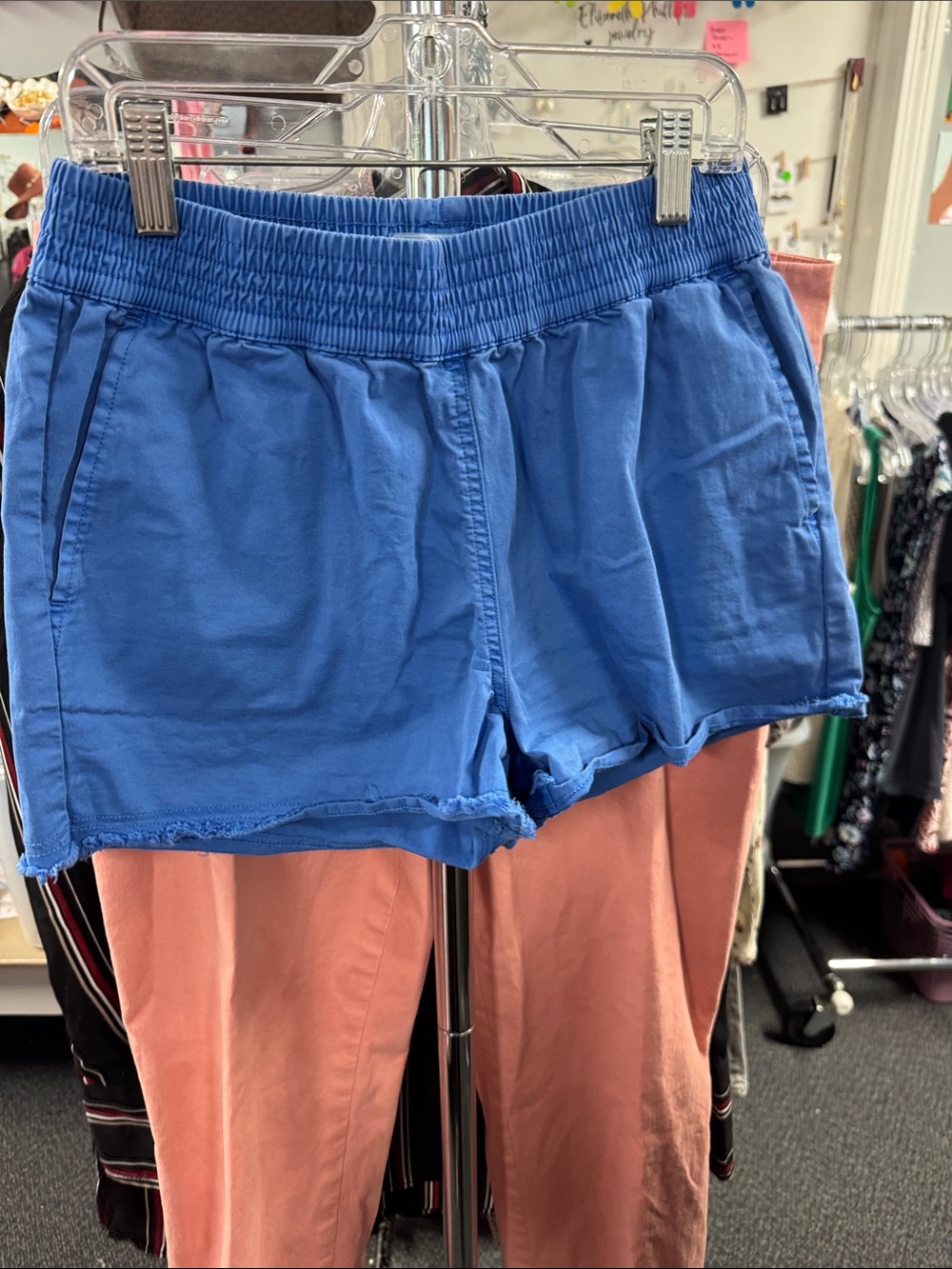 Vineyard vines shorts xs // 091652